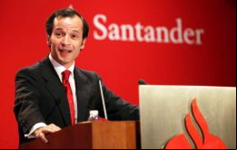 Según Marín, Santander es la primera entidad privada de Argentina y el 70 % de sus activos corresponde a cuentas y comisiones, y solo un 30 % a créditos