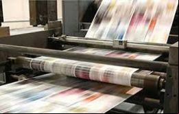 “Si los contenidos violan el código de ética el periódico se abstiene de publicar el texto”, señaló el diario en una editorial