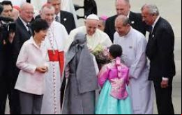 Si bien el gesto 'aéreo' para con Francisco, Beijing también prohibió a sacerdotes chinos estar presentes en Corea o a jóvenes católicos cruzar a Seúl