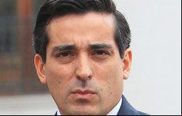 “Chile ha dado el primer paso para destruir un sistema electoral construido bajo cuatro paredes”, dijo el ministro del Interior, Rodrigo Peñailillo.