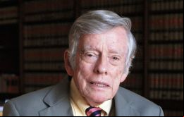 Griesa simpatizó con los alegatos de los abogados acusadores, señalado que Argentina ha pasado años defendiendo una posición de ilegalidad. 