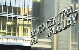 “La aceleración más rápida de la actividad económica en EE.UU puede adelantar la normalización de la política monetaria”.