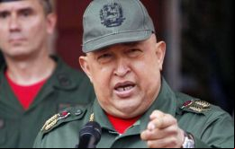 A pesar que Chávez acusó a EE.UU. de organizar un golpe de estado para derrocarlo en 2002 y de desarrollar tecnología para 'inocular cáncer'