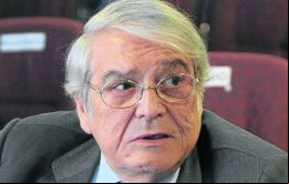Es un Día de la Industria con enorme tristeza, de hecho la UIA no festeja nada, no están dadas las condiciones para festejar nada, enfatizó Méndez