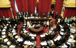 La iniciativa, vista por el Senado la semana pasada, fue aprobada en una sesión de más de 17 horas por 134 votos a favor, 99 en contra y 5 abstenciones. 
