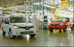 El 50% de los operarios de la planta de Santa Isabel, situada en la provincia argentina de Córdoba, no trabajan este viernes por la falta de una pieza “vital” para la producción de los autos, debido a