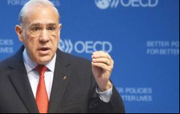 “Si deseamos evitar una década de bajo crecimiento económico en América Latina, debemos mejorar el nivel educativo” dijo Angel Gurría