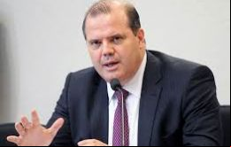 Para Tombini después de un alza a corto plazo, los precios experimentarán un descenso constante hasta converger con la meta del 4,5% anual 