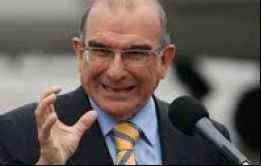 ”Hemos dejado atrás los acontecimientos de las anteriores semanas que generaron las dificultades” dijo negociador del gobierno, Humberto de la Calle.