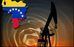 ”Una caída en los precios de petróleo hasta los 60 dólares (por barril) aumentaría de forma significante el riesgo de impago” en Venezuela