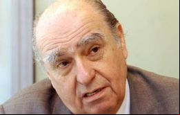  Sanguinetti por dos veces electo presidente: en 1984 y en 1994, pero en la actualidad goza de una imagen negativa según encuestas de opinión pública