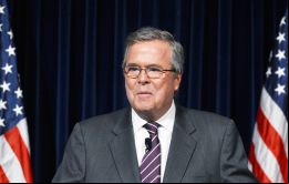 Unas semanas atrás Bush itió que “explora activamente” dicha opción, siguiendo los pasos de su padre y de su hermano mayor
