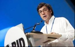 “La respuesta hoy, más que antes, está en las fuentes de crecimiento de orden interno”, dijo Moreno.