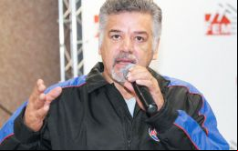  “Nuestra lucha será permanente hasta revocar los despidos”, afirmó Wagner Santana, secretario general del sindicato, en un comunicado publicado en la web 