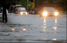 Según el portal de noticias de la red Globo, la tormenta provocó 30 puntos de inundaciones en la ciudad y dejó más de 150 semáforos fuera de servicio. 