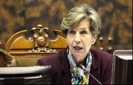 “Nos sentimos tremendamente orgullosos de decir que hemos logrado algo histórico después de 25 años”, dijo la presidenta del Senado, Isabel Allende