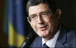 “Si no hubiera cambios en el precio anunciado por Petrobras, significa un aumento de 22 centavos”, explicó Levy. El ajuste empezará a regir en febrero.
