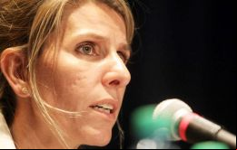 La muerte de Nisman es un magnicidio que merece respuestas de parte de las instituciones de la república, señaló la jueza Arroyo Salgado.