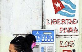 Las llamadas desde y hacia la isla están entre las más caras del continente. Llamar a Estados Unidos desde Cuba cuesta hasta ahora 2,7 dólares el minuto, el triple que llamar desde Chile.