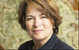 Ms Cunningham de Noble, sostuvo que Rhea diversifica las perspectivas de inventario y eleva chances de éxito sin cambiar el programa de inversión capital 