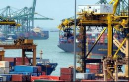 El debilitamiento económico se concentra  principalmente en exportadores de materias primas de América del Sur, donde la caída de los precios ha sido fuerte