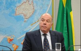 “Es indispensable mantener el canal abierto aun conociendo las dificultades”, sostuvo Vieira en una audiencia pública celebrada en el Senado brasileño.