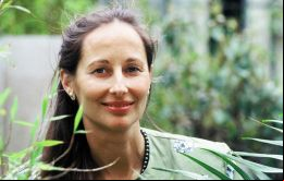 La ministra Segolène Royal anunció que Francia prohibirá la venta libre en tiendas de jardinería del herbicida glifosato