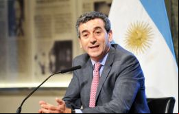 Randazzo aparecía como más cercano a la presidenta hasta que Scioli dio un golpe de efecto al anunciar que quería a Zannini, para completar la fórmula