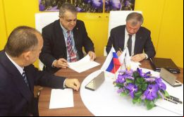 El acuerdo fue firmado por el presidente de PDVSA, Eulogio Del Pino, y el director general de Rosneft, Igor Setchin, en San Petersburgo