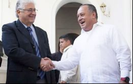 El grupo con Requião se reunió con el presidente de la asamblea, Diosdado Cabello, y posteriormente con la canciller de Venezuela, Delcy Rodríguez.