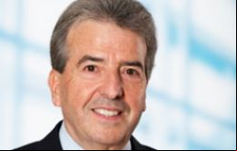 La renuncia de Rosenblut al grupo eléctrico controlado por la italiana Enel se dio en medio de críticas por su rol como recaudador de campañas políticas.