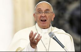 Es impensable que brille la unidad si la mundanidad espiritual nos hace estar en guerra, en una búsqueda estéril de poder, prestigio, placer o seguridad económica.