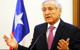 “El Santo Padre podría tratar de convencer al Gobierno boliviano a cesar la agresividad permanente contra Chile y sus autoridades”, dijo Muñoz
