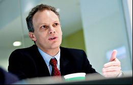 Según Werner, una inflación de tres dígitos en Venezuela también pueden confirmar “nuestras estimaciones de una contracción de 7% este año”
