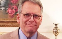 La embajada continuará sus funciones diplomáticas desde su sede en el Malecón, bajo el liderazgo del Chargé d'Affaires ad interim Jeffrey DeLaurentis.
