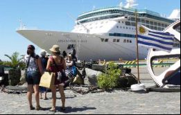 Uruguay está muy interesado expandir el turismo de cruceros al igual que iniciar la experiencia a nivel fluvial