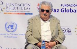 “Hay necesidad de que los partidos permanezcan en el tiempo, y evitar que lleguen esos paracaidistas que aparecen de un día para otro” afirmó Mujica
