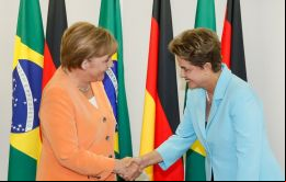La visita de Merkel también inauguró un nuevo mecanismo de diálogo político intergubernamental, que incluirá reuniones bianuales de jefes de Estado
