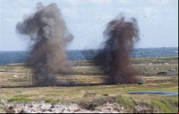 La explosión controlada será a las 11:30 de este jueves en las proximidades del campo minado 50A/Eliza Cove, a unos 650 metros de la Calle Eliza Cove