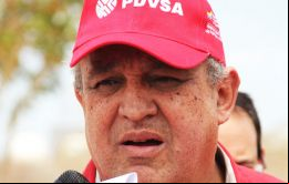 Del Pino, quien además es ministro de Petróleo y Minería, dijo que existe la  posibilidad de replantear los pagos para modificar la curva de vencimientos