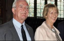 Por Falklands concurrirán el legislador MLA Roger Edwards, la representante del gobierno de las Islas en Londres, Sukey Cameron MBE y asesores