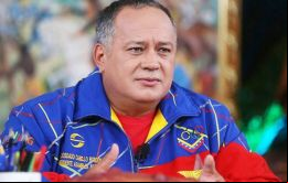 ”Estuvo aquí, la recibí yo en mi oficina, es la CIA misma, se la nombraron de canciller al señor (Mauricio) Macri”, afirmó Cabello 