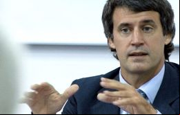 “No sé cuánto va a estar mañana el dólar”, respondió Prat-Gay en una entrevista concedida a TN