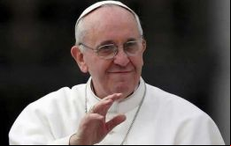 Durante una visita al pesebre de la Plaza de San Pedro, un mexicano lo señaló y le gritó: “¡Te esperamos en México! ¡Papa, bienvenido en febrero a México!”.