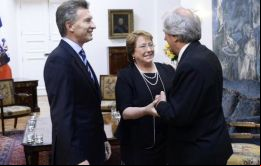 Vázquez y Macri fueron presentados informalmente por Michelle Bachelet cuando el presidente electo argentino visitó Santiago