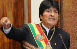 En el informe a la Asamblea Legislativa, Morales hizo referencia a su salario, que se sitúa en unos 3.085,7 dólares ($2.241.000 aproximadamente)