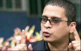Para Nicmer Evans, dirigente de Marea Socialista, la renuncia significa una salida ética y ejemplar porque permitiría generar condiciones para articular al chavismo