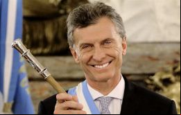 El paso dado por Macri permite a Argentina volver a los mercados financieros internacionales y “posiblemente una recuperación económica”