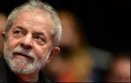 Según Folha de Sao Paulo el ofrecimiento habría sido analizado luego que Lula fuera detenido para ser interrogado por una investigación judicial
