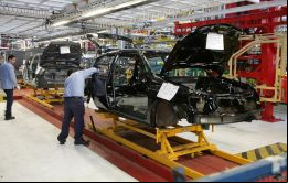 La cifra de autos fabricados se ubicó en 34.174 unidades, mientras que la de vehículos vendidos al exterior alcanzó los 14.178. 